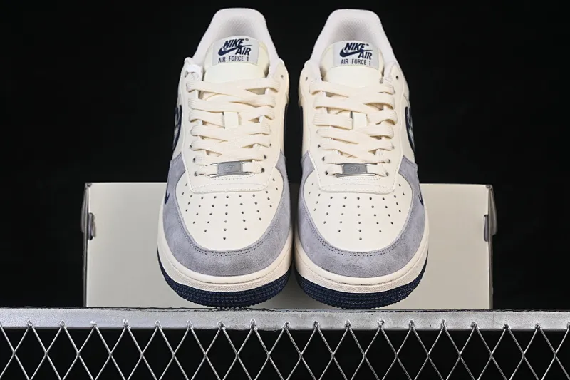 All categories Nk Air Force 1 Air Force series Nk Air Force 1 Low Air Force low-top Nike Air Force 1'07 Low Milky white and blue stitching Air Force 1 low-top casual sneakers NH0601-580